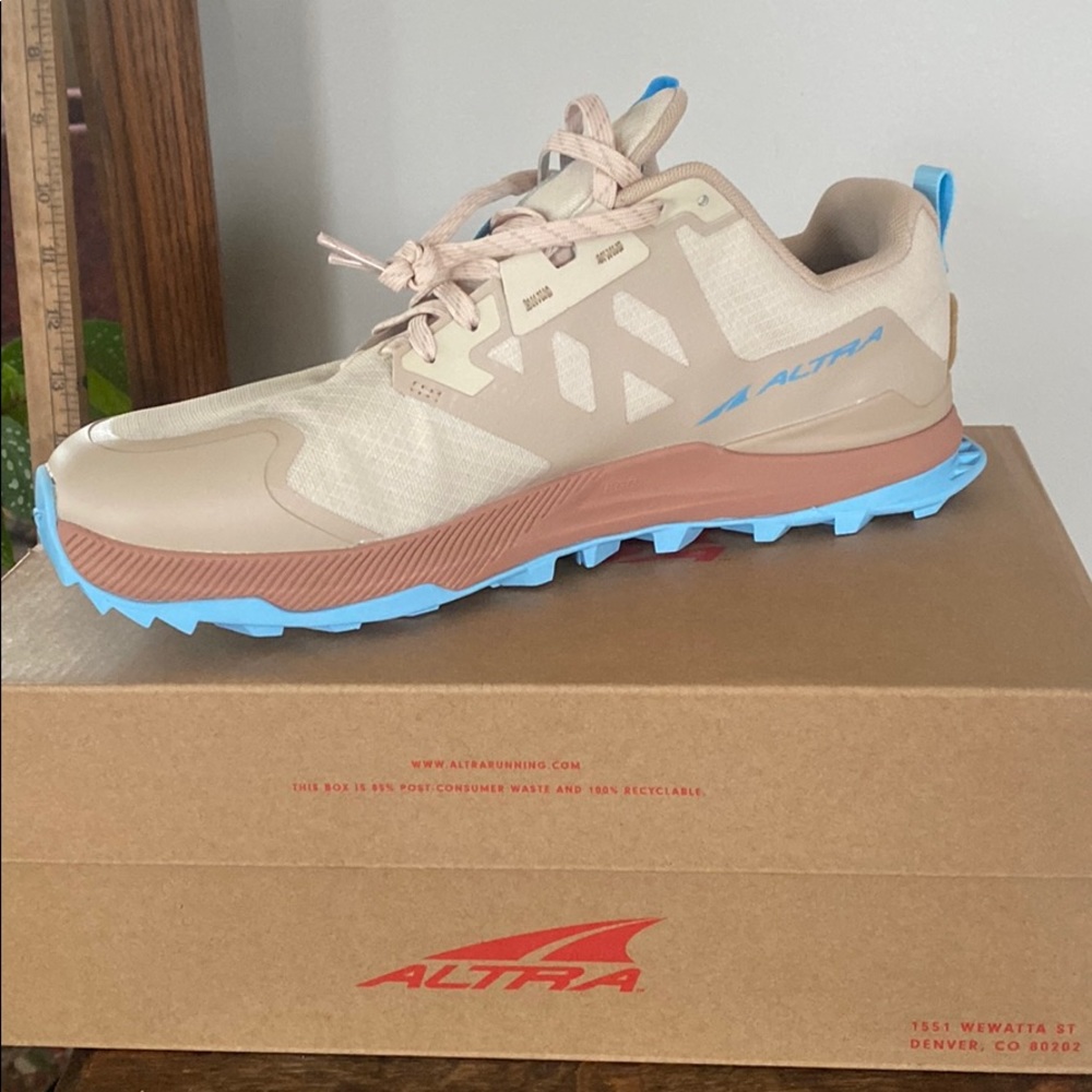 Altra womens Lone Peak 7